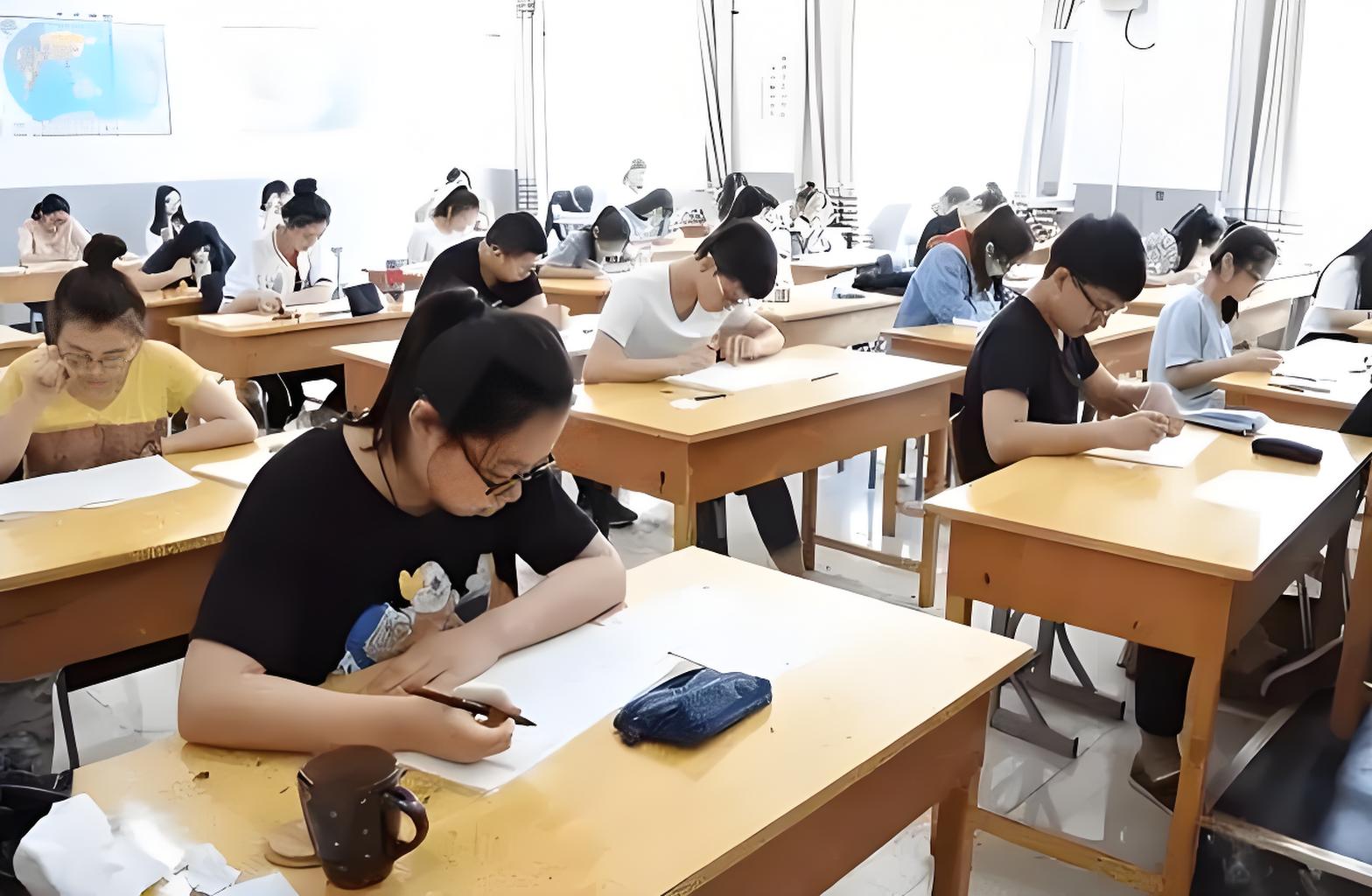 【阜阳心理咨询中心】高考：一场关于自我的漫长叩问